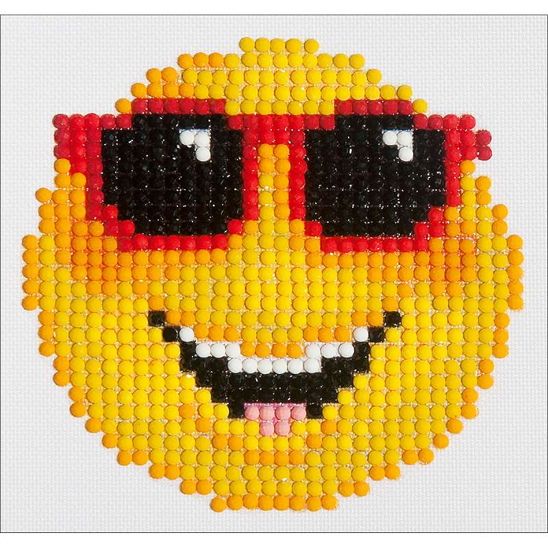 Diamond Dotz Diamond Embroidery Facet Art Kit 6"X6" Smiling Face