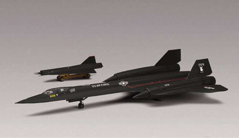 1/72 SR71A Blackbird Stealth Jet