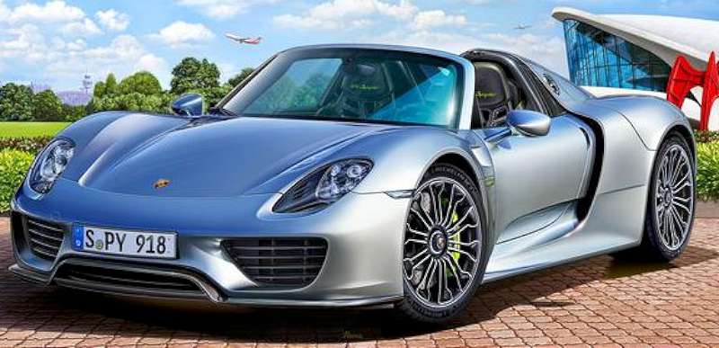 Revell 07026 Porsche 918 Spyder (1:24 Scale)
