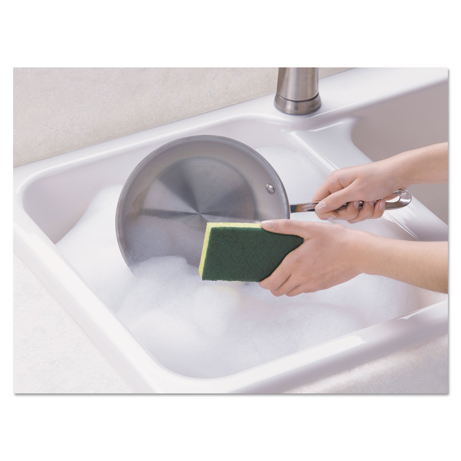 Scotch-Brite® Heavy-Duty Scrub Sponge, 4 1/2 x 2 7/10 x 3/5 Green/Yellow, 3/Pack