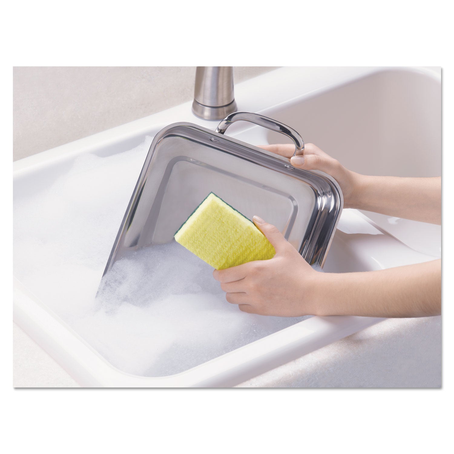 Scotch-Brite® Heavy-Duty Scrub Sponge, 4 1/2 x 2 7/10 x 3/5 Green/Yellow, 3/Pack