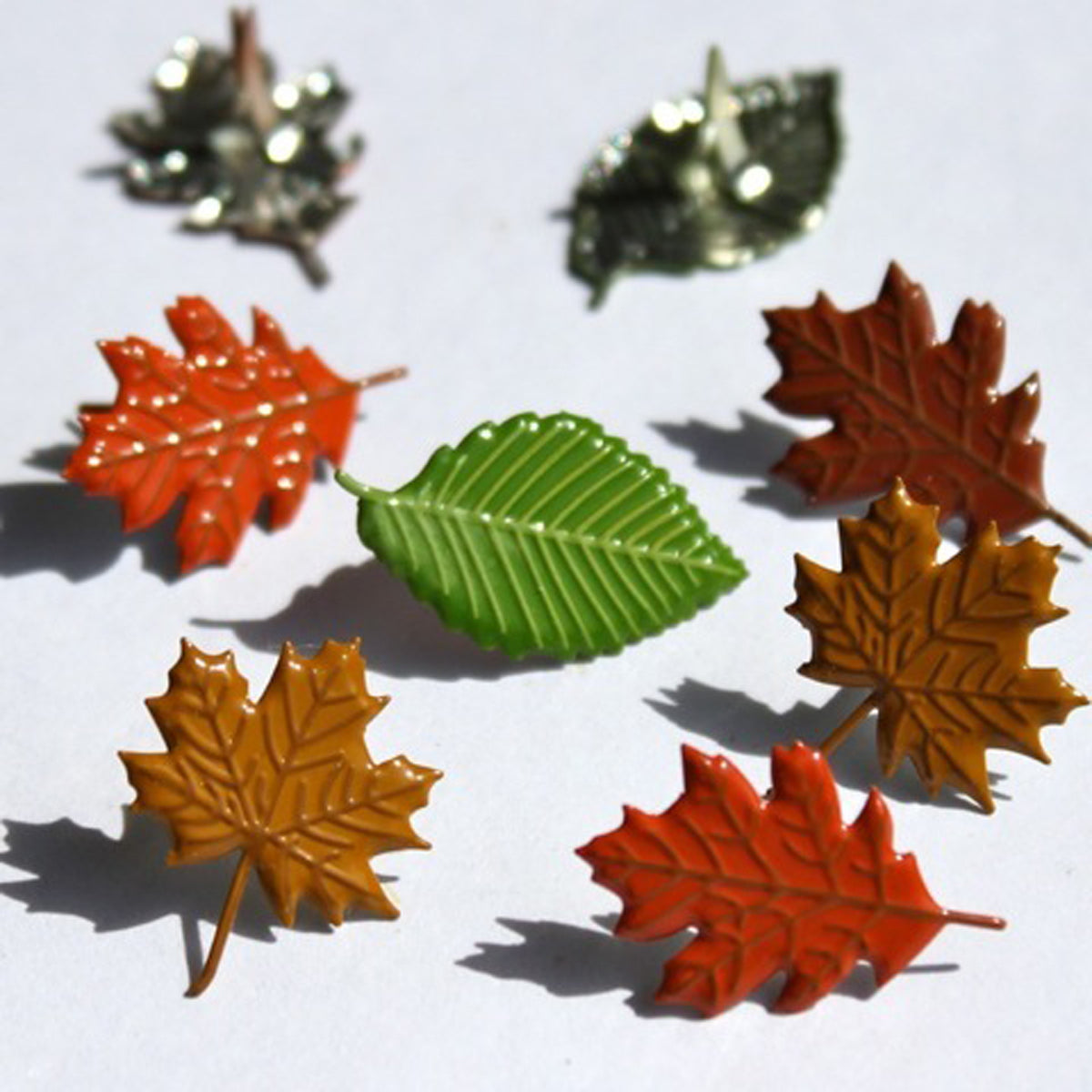 Eyelet Outlet Shape Brads 12/Pkg Leaves
