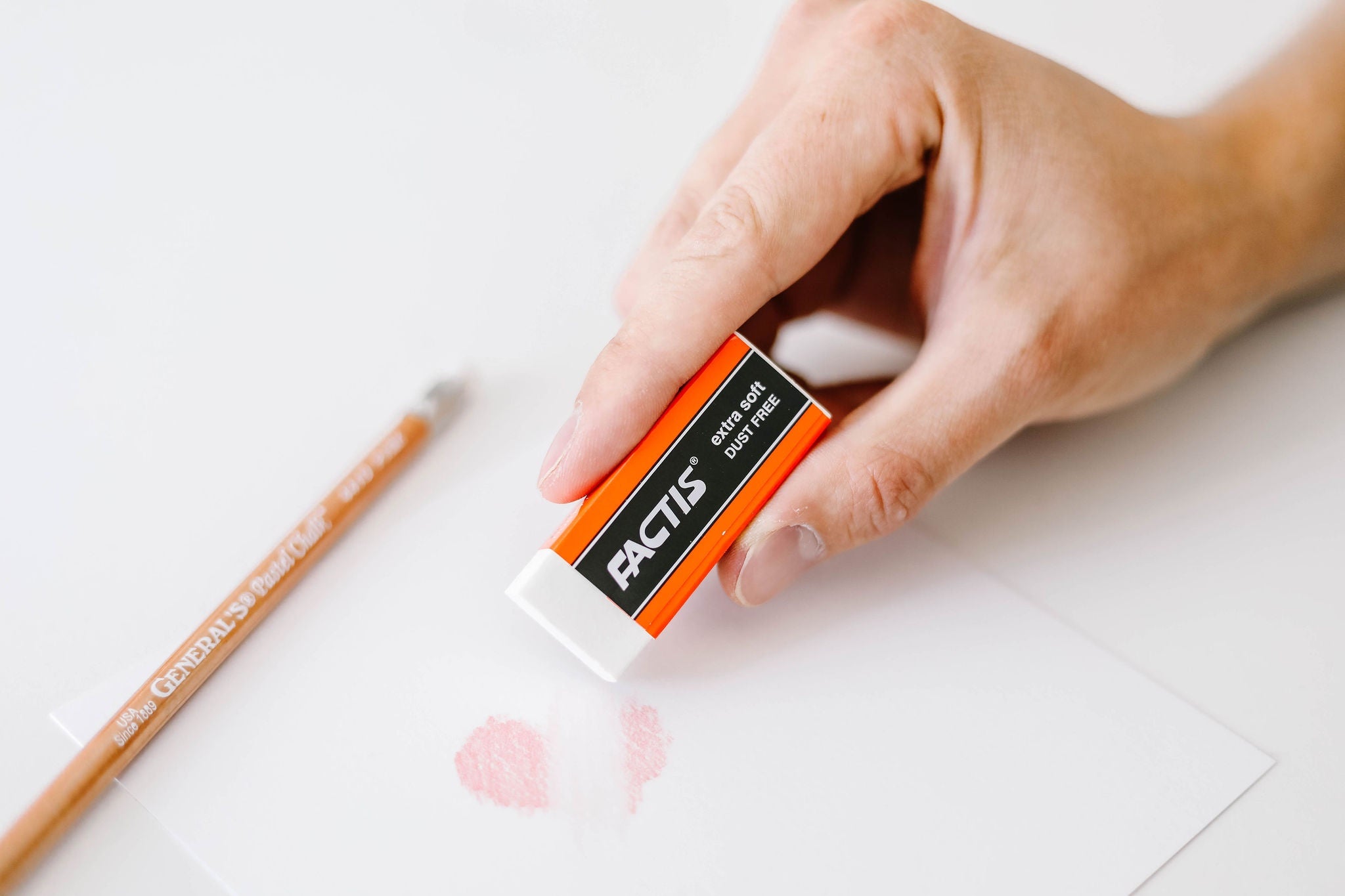 Magic White Extra Soft Vinyl Eraser 