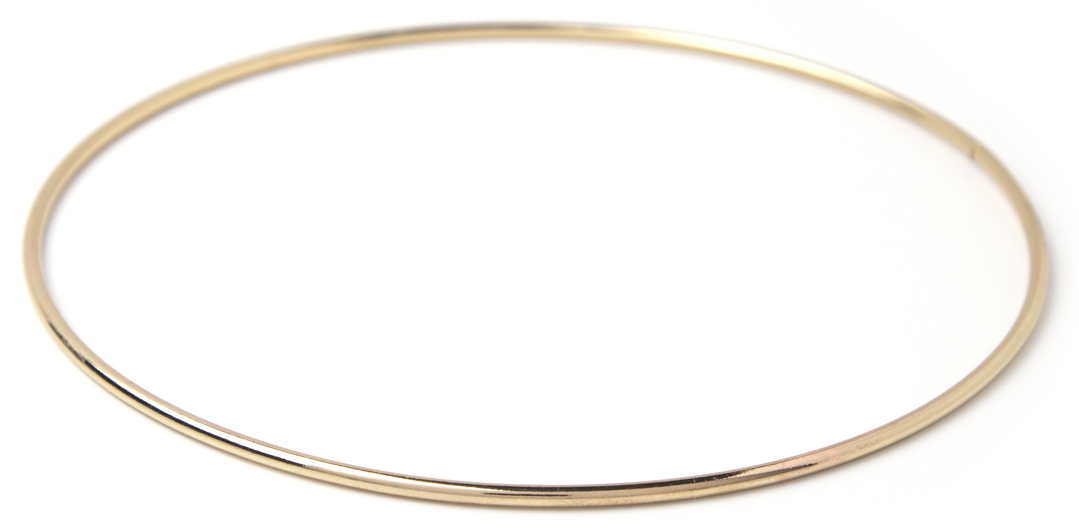 Metal Macrame Ring 6" Gold