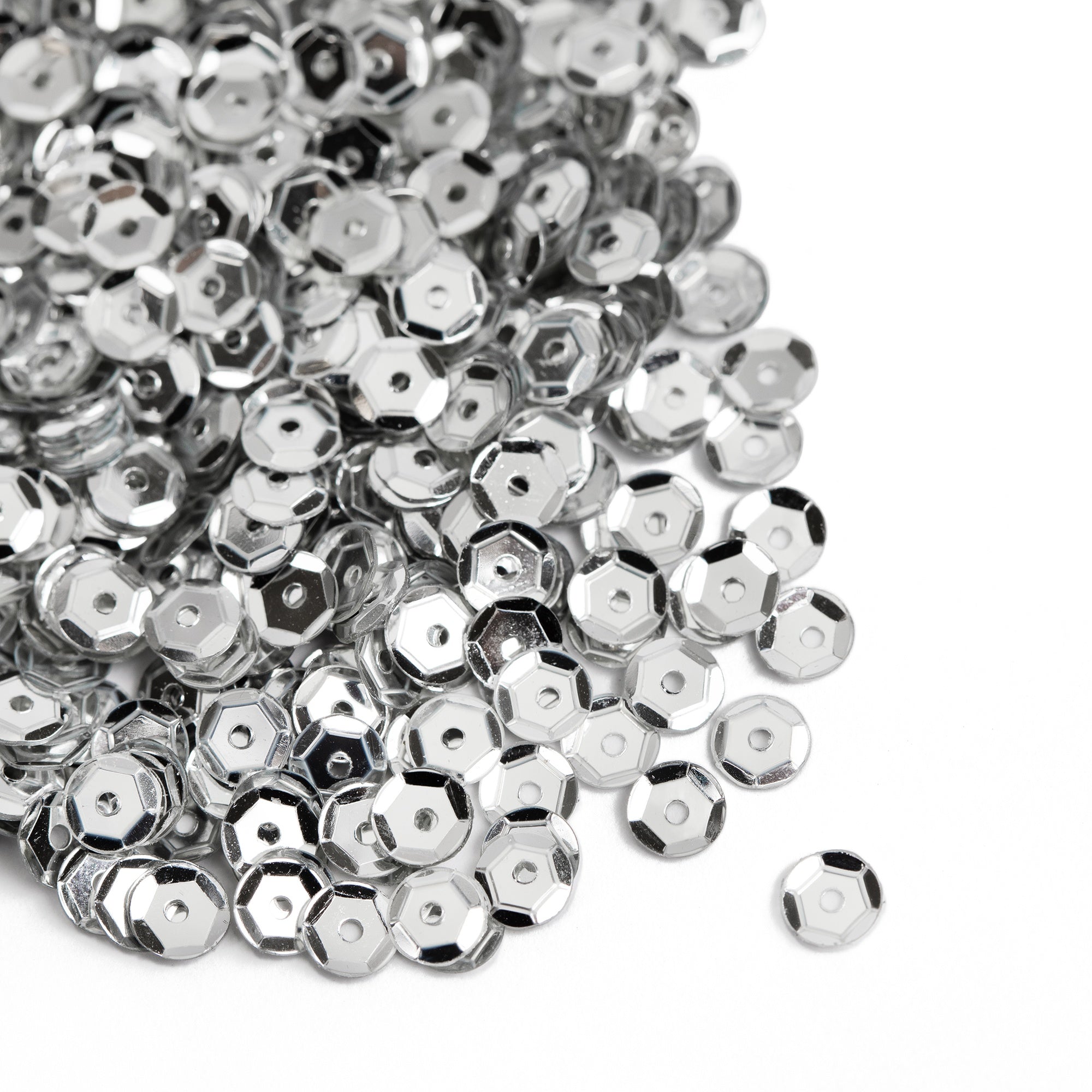 Cupped Sequins  Silver, 5mm 800/Pkg