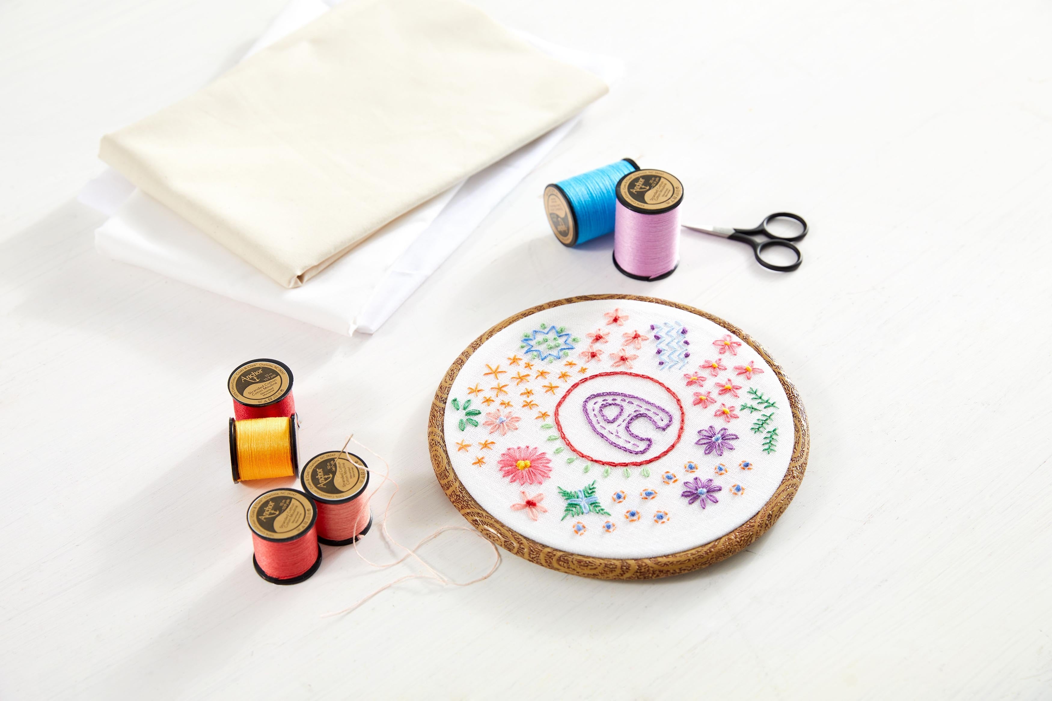 Anchor Faux Wood Round Embroidery Hoop 6"