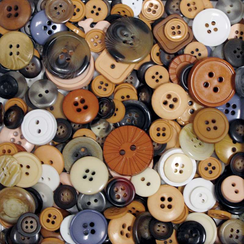 Favorite Findings Big Bag Of Buttons Natural 4oz
